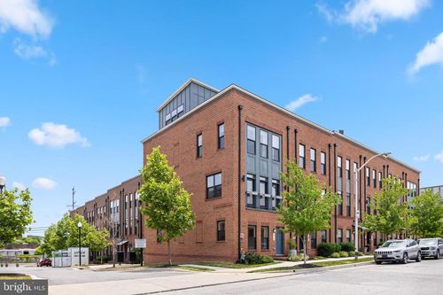 915 Grundy St, BALTIMORE, MD, 21224-4365 | Card Image