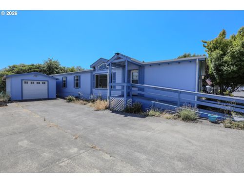 230 Owyhee Ln, Roseburg, OR, 97471 | Card Image
