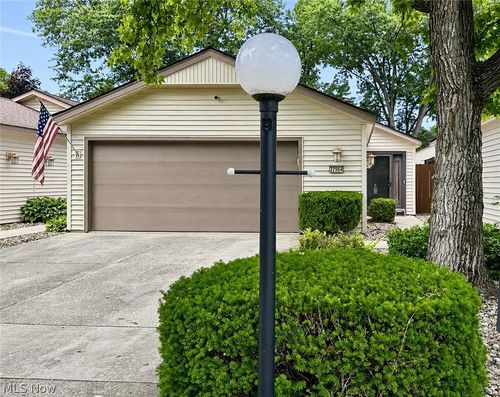 32964 Fern Tree Ln, North Ridgeville, OH, 44039-2304 | Card Image