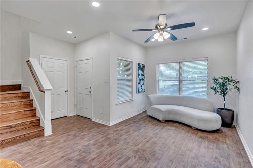 109-1723 Saint Louis Ave, Fort Worth, TX, 76110-1637 | Card Image