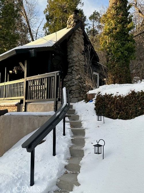 2410 Secret Dr, Running Springs, CA, 92382-7519 | Card Image