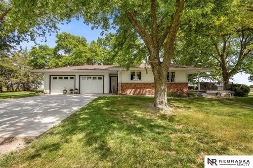 60730 735 Rd, Sterling, NE, 68443-8619 | Card Image