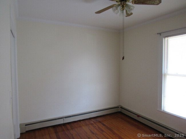 76 Porter St, House other with 2 bedrooms, 2 bathrooms and 3 parking in Bridgeport CT | Image 11