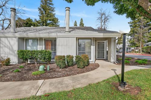 3706 Gold Creek Lane, Sacramento, CA, 95827 | Card Image