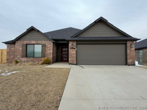 13936 S Ironwood Pl, Glenpool, OK, 74033-3171 | Card Image