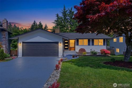 33324 29th Pl Sw, Federal Way, WA, 98023-2715 | Card Image
