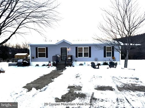 29 Cooper Mountain View Dr, Augusta, WV, 26704-8315 | Card Image