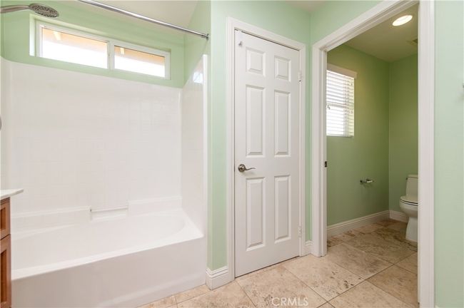 7271 Enclave Dr, House other with 3 bedrooms, 3 bathrooms and 4 parking in Eastvale CA | Image 33
