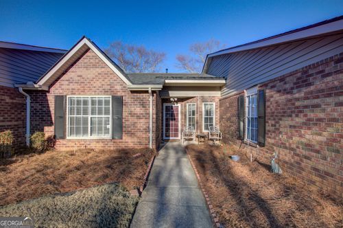 180 Monmouth Dr, Fayetteville, GA, 30214-1569 | Card Image
