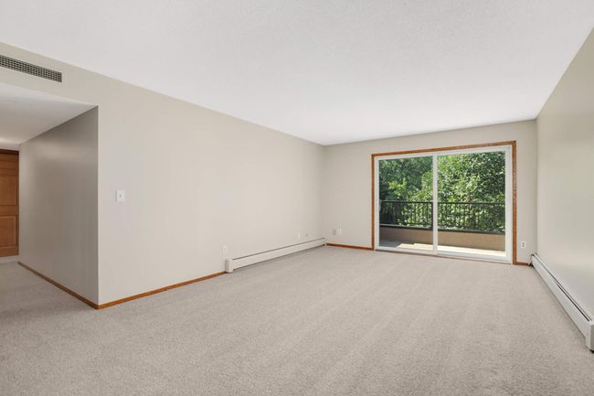 APT-306 - 2210 Midland Grove Rd, Condo with 1 bedrooms, 1 bathrooms and null parking in Roseville MN | Image 9
