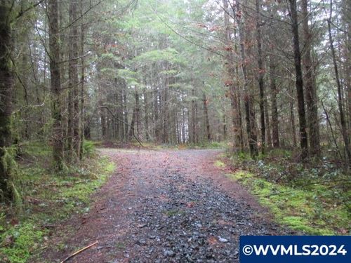 000 Zurfluh West Rd, Scio, OR, 97374 | Card Image