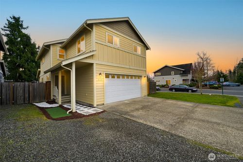 4125 Stonecrest Ln, Bellingham, WA, 98226-8064 | Card Image
