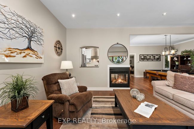 21 Pinery Lane, House other with 3 bedrooms, 2 bathrooms and 12 parking in Jacksons Point ON | Image 13