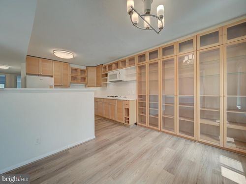 apt-101-5017 7th Rd S, ARLINGTON, VA, 22204-2526 | Card Image