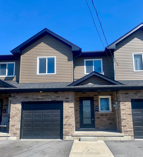76 Almond St, Welland, ON, L3B3P8 | Card Image