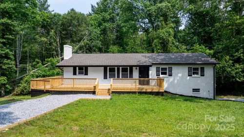 520 Hickory St, Hudson, NC, 28638-2456 | Card Image