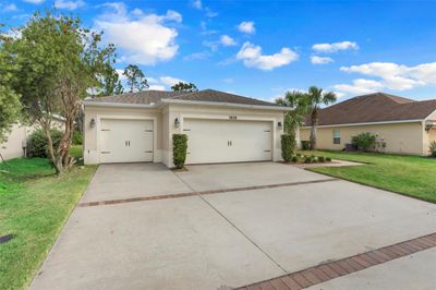 3838 Gulf Shore Circle, House other with 3 bedrooms, 2 bathrooms and null parking in KISSIMMEE FL | Image 3