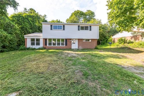 9302 Holbrook Dr, Henrico, VA, 23229-5422 | Card Image