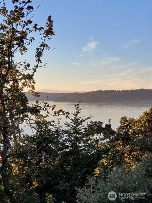 1410 Poe Ave Ne, Tacoma, WA, 98422-1019 | Card Image