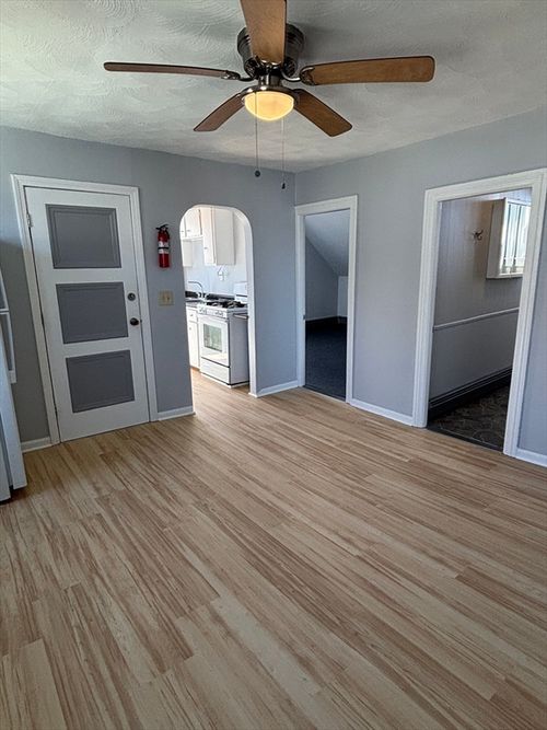 3-110 Capital St, Pawtucket, RI, 02860-2855 | Card Image