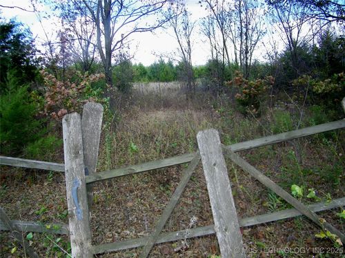 1020 Babek Ave, Prague, OK, 74864 | Card Image