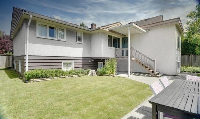 2348 Oliver Crescent, House other with 4 bedrooms, 2 bathrooms and null parking in Vancouver BC | Image 3