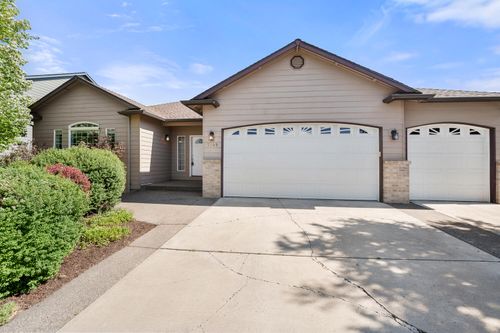 2149 Se Harley Ln, Bend, OR, 97702-1543 | Card Image