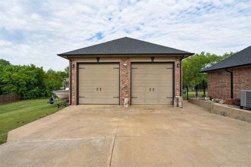 14543 Ashwood Court, Edmond, OK, 73025 | Card Image
