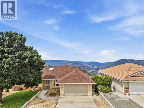2019 Muirfield Rd, Kamloops, BC, V1S1S6 | Card Image