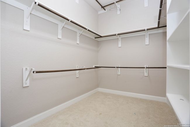 7927 Anza Run, House other with 4 bedrooms, 3 bathrooms and null parking in Boerne TX | Image 10