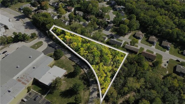 12298 Doctor Greaves Rd, Home with 0 bedrooms, 0 bathrooms and null parking in Grandview MO | Image 6