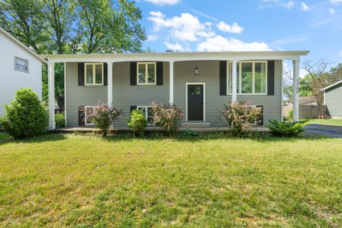 2200 Shallowford Dr, Valparaiso, IN, 46383 | Card Image