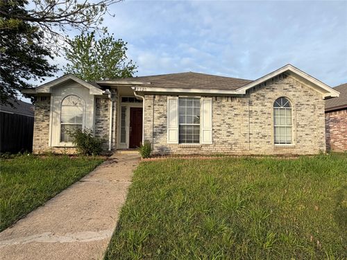 2820 Bent Brook Dr, Mesquite, TX, 75181-4007 | Card Image