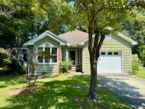 108 Fern Ct, Pine Knoll Shores, NC, 28512-6800 | Card Image