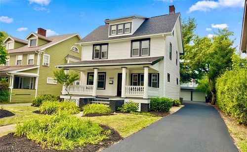 13127 Cedar Rd, Cleveland Heights, OH, 44118-2724 | Card Image