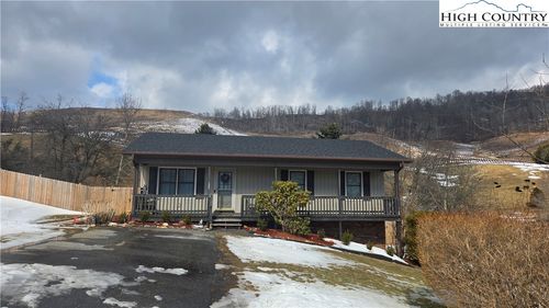 125 Benfield Dr, Jefferson, NC, 28640-9767 | Card Image