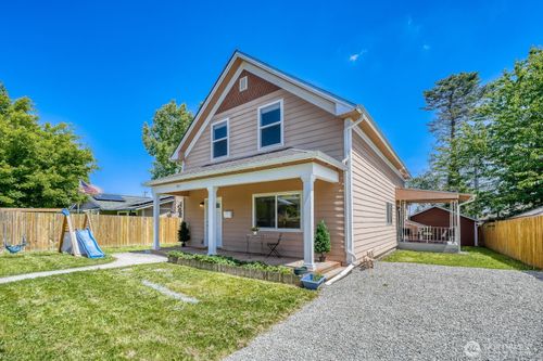 3611 E I St, Tacoma, WA, 98404-3017 | Card Image