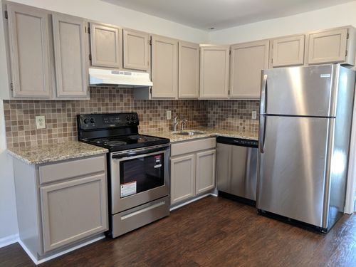 b-519 Moore Ave, Nashville, TN, 37203-5322 | Card Image