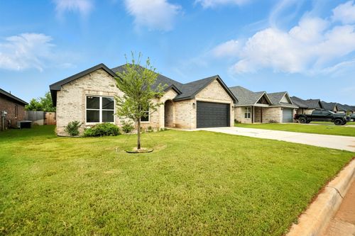 261 Gatling St, Tuscola, TX, 79562-3947 | Card Image