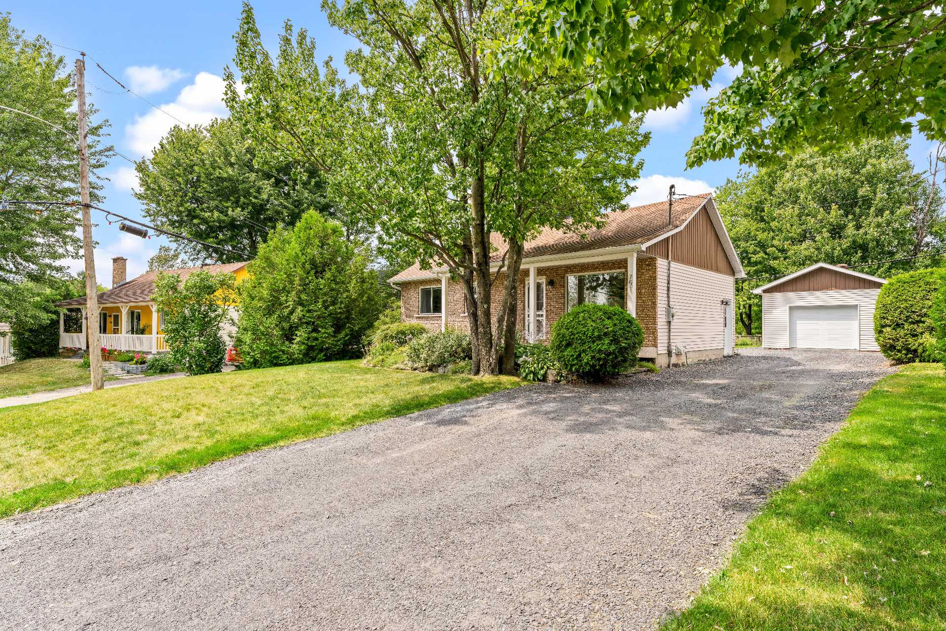 Residential in Sherbrooke (Brompton/Rock Forest/Saint-Élie/Deauvi 2