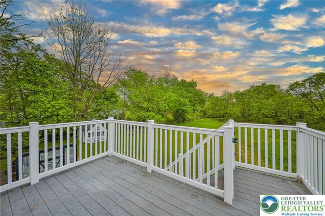 Deck | Image 31