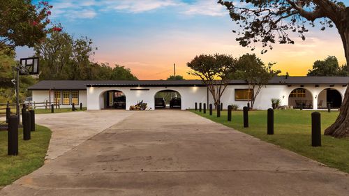 8445 S Fm 730, Boyd, TX, 76023-4627 | Card Image