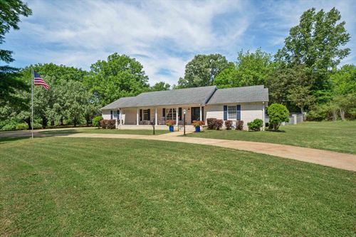 513 Oak St, Somerville, TN, 38068-1846 | Card Image