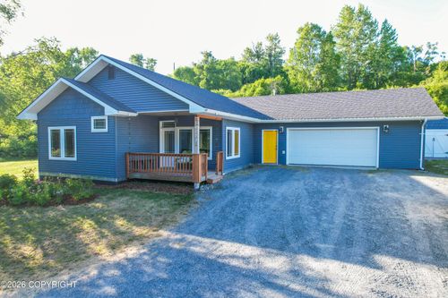 54686 Kuskokwim Ave, Nikiski, AK, 99611-9209 | Card Image