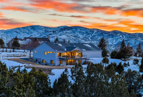 535 Trailridge Dr, Coalville, UT, 84017-9779 | Card Image