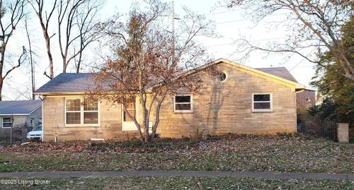 2013 Old Hickory Rd, Louisville, KY, 40299-2616 | Card Image