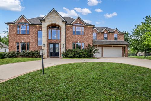 15 Winterhaven Ln, Montgomery, TX, 77356-8325 | Card Image