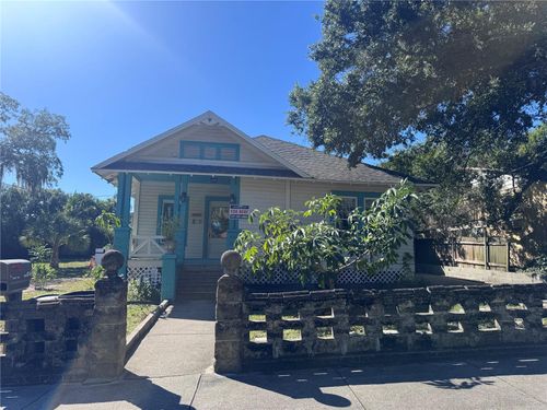 39 West Park Street, Tarpon Springs, FL, 34689 | Card Image