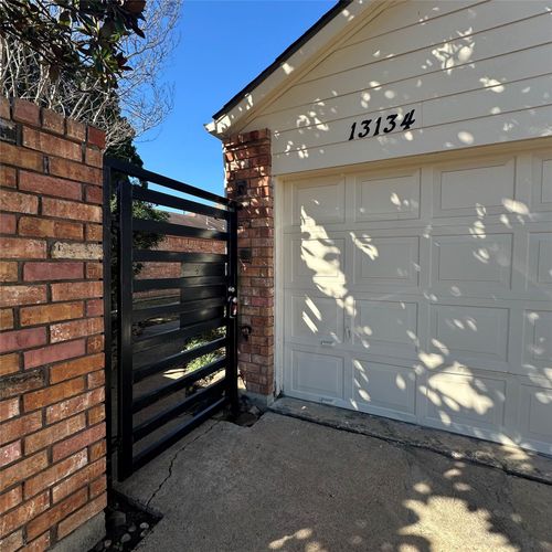 13134 Worthington St, Sugar Land, TX, 77478-2533 | Card Image