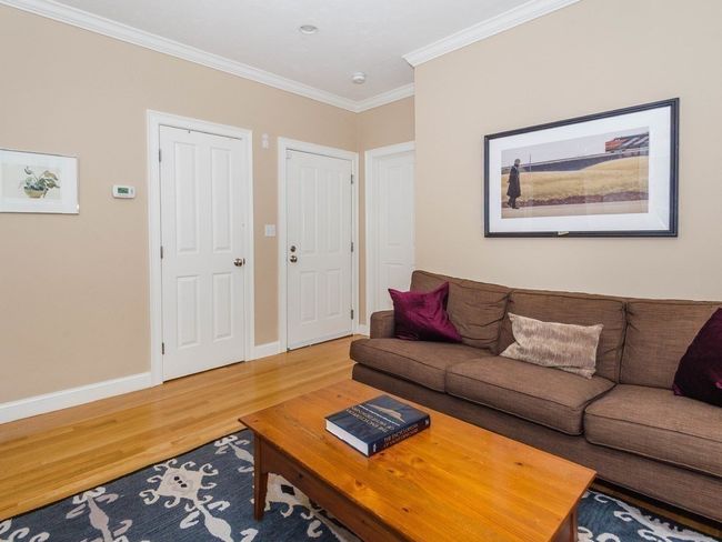 UNIT-3 - 169 Chestnut St, Condo with 1 bedrooms, 1 bathrooms and null parking in Waltham MA | Image 8
